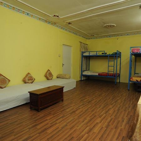 Hotel Himalaya Yoga Katmandou Extérieur photo