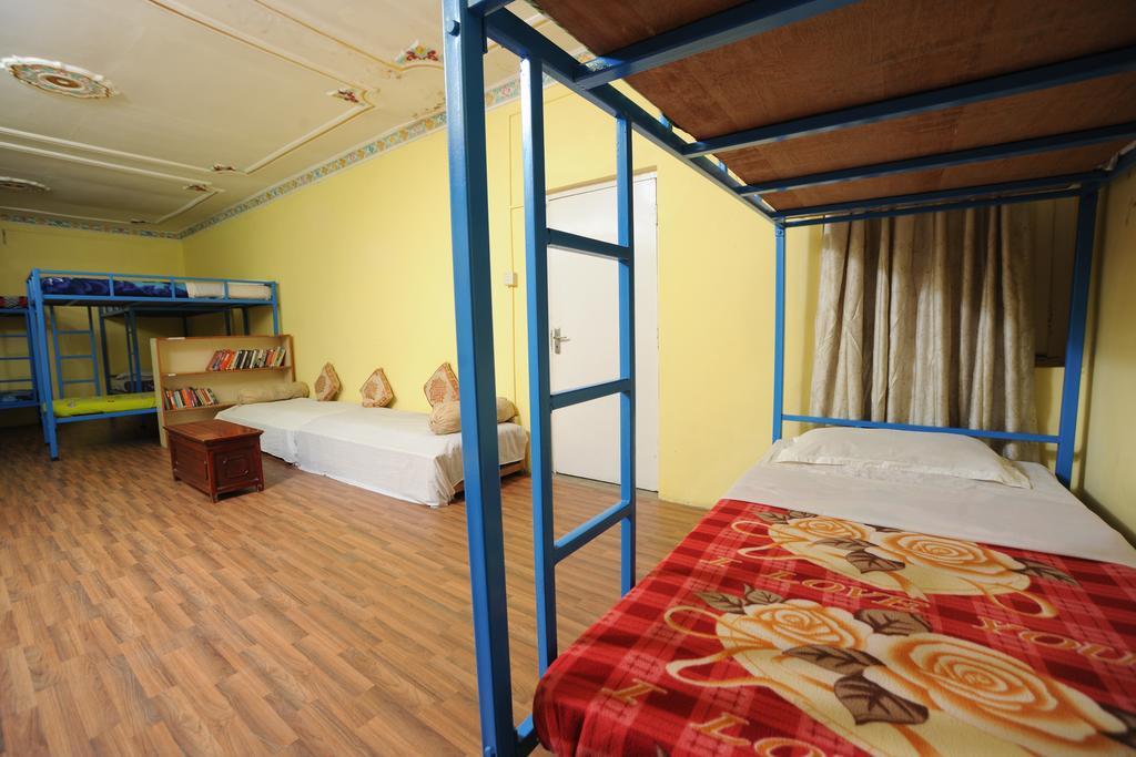 Hotel Himalaya Yoga Katmandou Extérieur photo