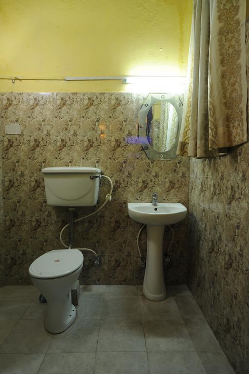 Hotel Himalaya Yoga Katmandou Extérieur photo