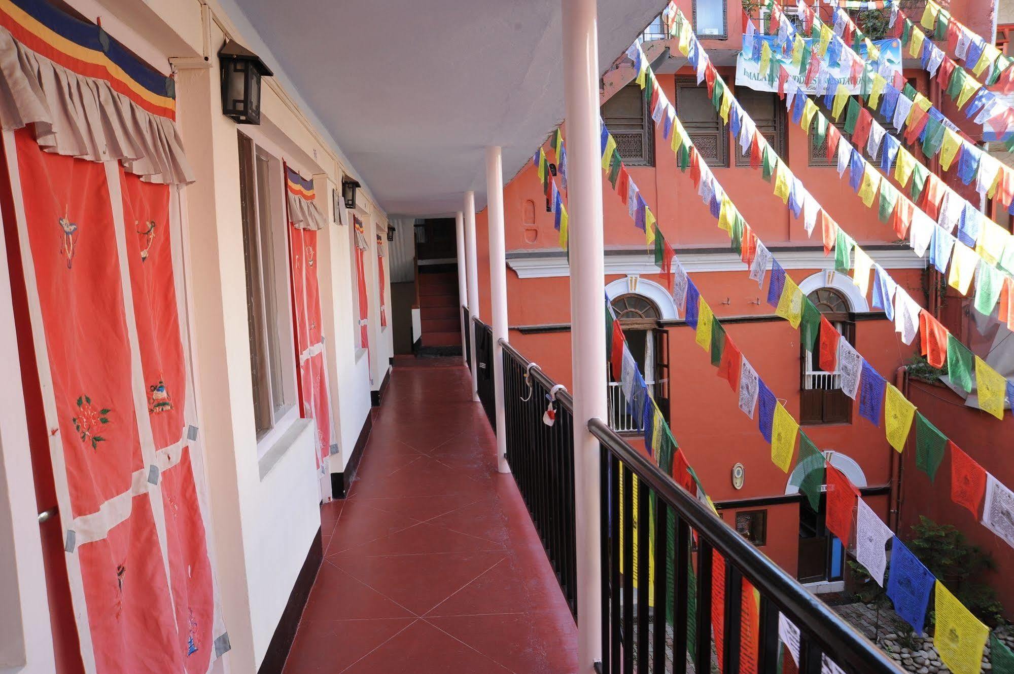 Hotel Himalaya Yoga Katmandou Extérieur photo